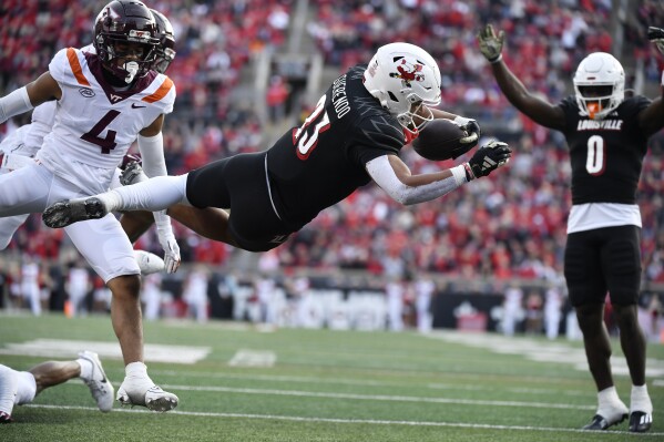 Louisville game hot sale